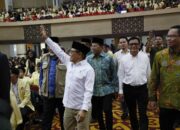 Dilepas Menteri Koordinator Pemberdayaan Masyarakat, UNP Turunkan Ribuan Mahasiswa Ikuti KKN di Lokasi Bencana