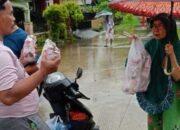 BRI BO Padang Salurkan 2.500 Nasi Bungkus untuk Warga Terdampak Banjir di Ikua Koto
