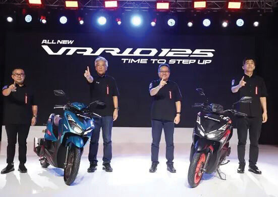 Step Up dengan Generasi Terbaru, All New Honda Vario 125 Semakin Keren dan Sporti 1 SKUTIK ANDALAN— PT Astra Honda Motor (AHM) meluncurkan generasi terbaru dari skutik andalannya, All New Honda Vario 125, dengan pembaruan menyeluruh, dilengkapi kehadiran tipe terbaru berkonsep Street style.