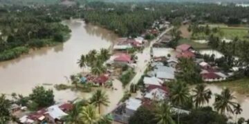 Update Sementara Jumlah Korban Akibat Bencana Hidrometeorologi di Sumbar, Meninggal Dunia 240, Hilang 93, Luka-Luka 382 serta Mengungsi 15.878 13 Update Sementara Jumlah Korban Akibat Bencana Hidrometeorologi di Sumbar, Meninggal Dunia 240, Hilang 93, Luka-Luka 382 serta Mengungsi 15.878