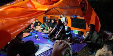 65 KK Warga Gantuang Masih Menghuni Posko Pengungsian 13 65 KK Warga Gantuang Masih Menghuni Posko Pengungsian