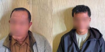 Geger! Pasangan Sesama Jenis Terciduk Mesum di Toilet Masjid, Salah Satunya Guru PNS, Ditangkap masih Berpakaian Dinas 13 Geger! Pasangan Sesama Jenis Terciduk Mesum di Toilet Masjid, Salah Satunya Guru PNS, Ditangkap masih Berpakaian Dinas