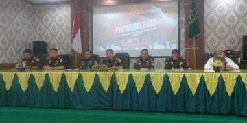 Kasus Korupsi Kredit Modal Kerja Salah Satu Bank BUMN, 3 Saksi Mangkir Penuhi Panggilan Kejari Padang 9 Kasus Korupsi Kredit Modal Kerja Salah Satu Bank BUMN, 3 Saksi Mangkir Penuhi Panggilan Kejari Padang