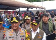 Wakapolri Bersama Bupati Kunjungi Padangpariaman, Salurkan Bantuan dan Cek Huntara