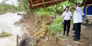Abrasi Sungai, 3 Rumah Rusak di Desa Marunggi 13 Abrasi Sungai, 3 Rumah Rusak di Desa Marunggi