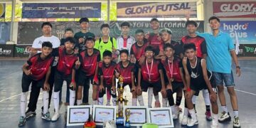JUARA— Tim Futsal JMG junior juarai Fafage Fafage Grand Champion League U-14.