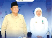 Gubernur Khofifah Terima Tanda Kehormatan Satyalancana Wira Karya dari Presiden Prabowo, Bukti Dedikasi Wujudkan Swasembada Pangan Nasional Tahun 2025