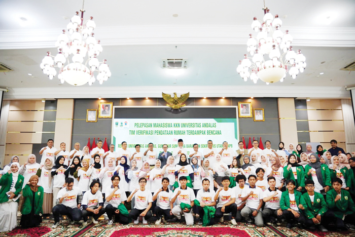 400 Mahasiswa Unand Diturunkan Verifikasi Rumah Rusak Terdampak Bencana