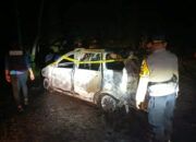 Ketahuan Warga lalu Ditinggal di Pinggir Jalan, Mobil Komplotan Pencuri Kambing Dibakar Massa, 2 Pelakunya Berhasil Melarikan Diri