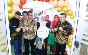 Bupati Agam Hadiri Grand Opening Klinik Pratama Noor di Bukittinggi