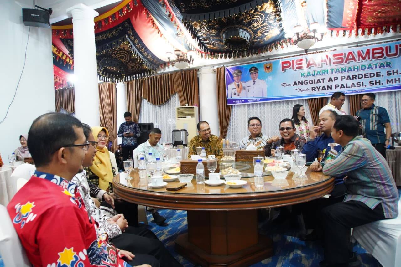 Pemkab Gelar Pisah Sambut Kajari Tanah Datar