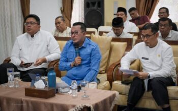 Bupati Paparkan Kondisi Terkini Bencana di Tanah Datar, Kemendagri Katakan Ditindaklanjuti Segera 7 Bupati Paparkan Kondisi Terkini Bencana di Tanah Datar