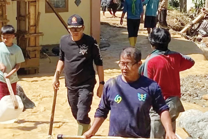 Bekerja dengan Hati Tulus dan Murni, Evi Yandri jadi Pelipur Lara di Tengah Duka Warga