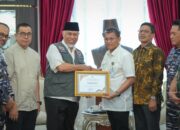 Gubernur Terima Bantuan Rp4,56 M dari Batam