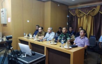 Pentingnya Peningkatan Kesiapsiagaan dan Mitigasi Bencana, Bersinergi dengan Pemangku Kepentingan dalam Proses Pemulihan 4 Hal ini ditegaskan Wakil Wali Kota Solok H. Suryadi Nurdal saat mengikuti rapat koordinasi melalui video conference bersama Gubernur Sumatera Barat Mahyeldi