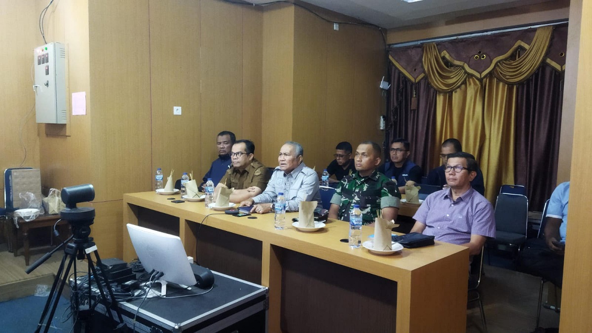 Hal ini ditegaskan Wakil Wali Kota Solok H. Suryadi Nurdal saat mengikuti rapat koordinasi melalui video conference bersama Gubernur Sumatera Barat Mahyeldi