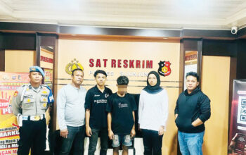 Modus Mencari Sinyal Hp, Montir Motor ‘Nodai’ Pelajar SMP di Kandang Ayam 8 Modus Mencari Sinyal HP