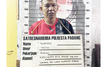 Jadi Pengedar, Yusriadi Kedapatan Simpan 17 Paket Sabu 1 Narkoba di Padang