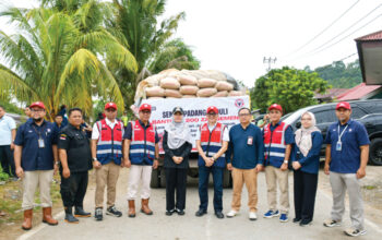 PT Semen Padang Salurkan 200 Zak Semen untuk Lambung Bukit