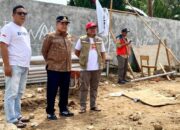 Pastikan Layak Huni, Bupati Agam Cek Pembangunan Huntara Kayu Pasak