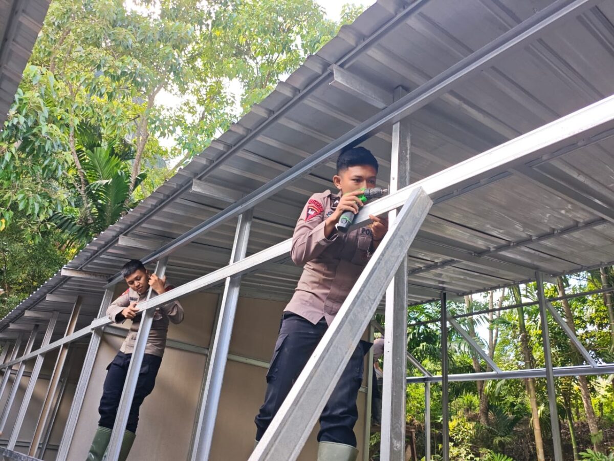 Pembangunan Huntara Sebanyak 22 Unit di Bayu Pessel