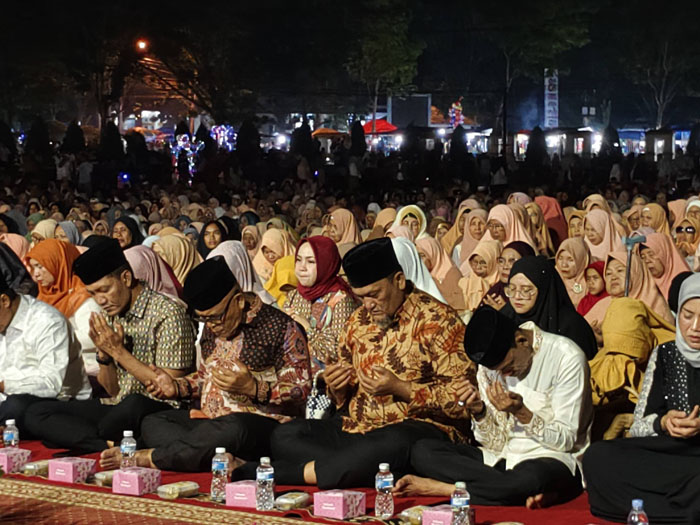 Sambut Hari Jadi ke-22, Pemkab Pasbar Gelar Tabligh Akbar dan Zikir Bersama 1 Pemkab Pasbar Gelar Tabligh Akbar dan Zikir Bersama