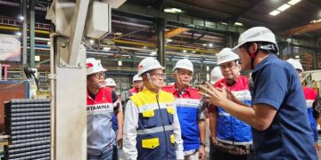 MEMANTAU—BPH Migas bersama PT Perusahaan Gas Negara Tbk (PGN) melaksanakan pemantauan langsung ke sejumlah pelanggan serta fasilitas offtake station milik PGN.