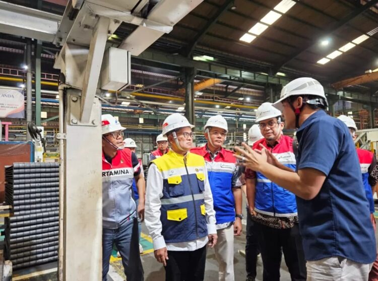 MEMANTAU—BPH Migas bersama PT Perusahaan Gas Negara Tbk (PGN) melaksanakan pemantauan langsung ke sejumlah pelanggan serta fasilitas offtake station milik PGN.