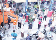 Rekonstruksi Kasus Kebakaran Pasar Payakumbuh, Tersangka Bakar Plastik Berisi Lem lalu Menjalar ke Triplek