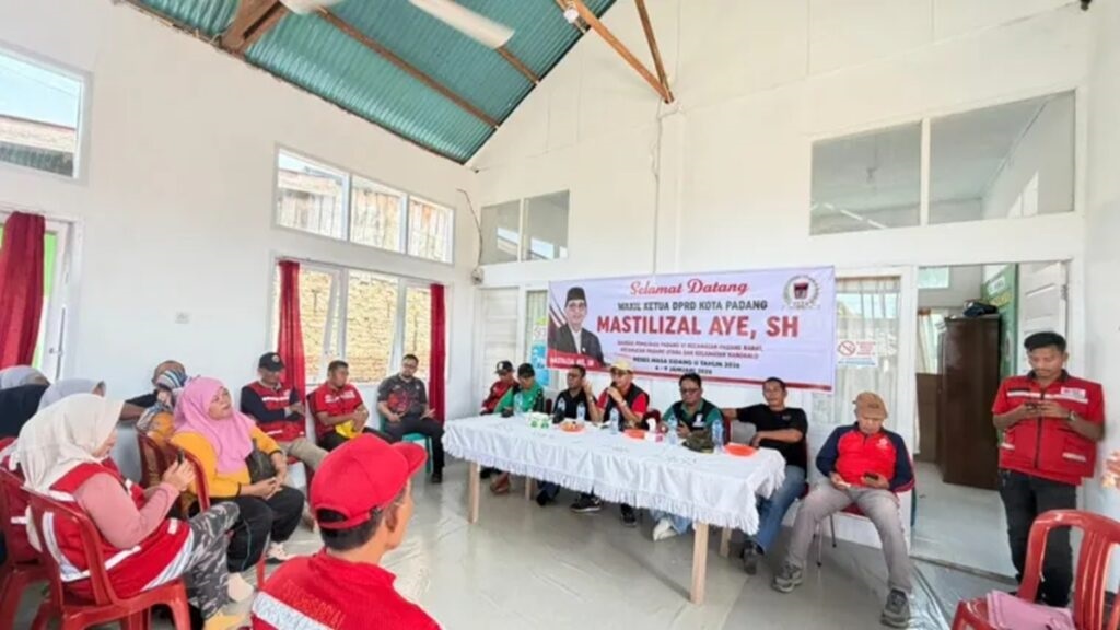 Reses di Tengah Bencana, Mastilizal Aye Dengarkan Aspirasi Warga Kampung Lapai