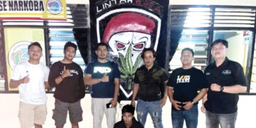 SABU— Pelaku AH alias Adit ditangkap Tim Satresnarkoba Polres Sawahlunto dengan barang bukti satu paket sabu.