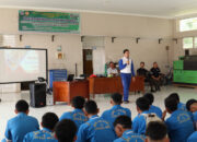 Menara Agung Kampanyekan #Cari_Aman Berkendara ke Siswa di Lintau Buo