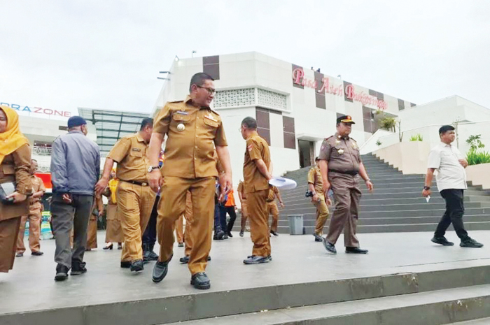 Wako Tegaskan WC Pasar Atas Gratis, Warga Diminta Laporkan Pungli