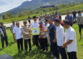 Untuk Kelompok Tani di Kabupaten Solok, Gubernur Mahyeldi Serahkan Bantuan Alsintan 2 asiltan