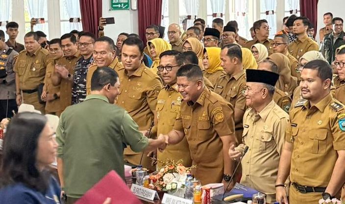 Bupati Pasaman Dialog Langsung dengan Mendagri, Jembatan Gantung Rusak Jadi Perhatian Serius Pemerintah Pusat