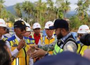 Tinjau Lokasi Terdampak Bencana di Padang, Menteri PUPR  Instruksikan Proses Normalisasi dengan Sistem Kerja 24 Jam