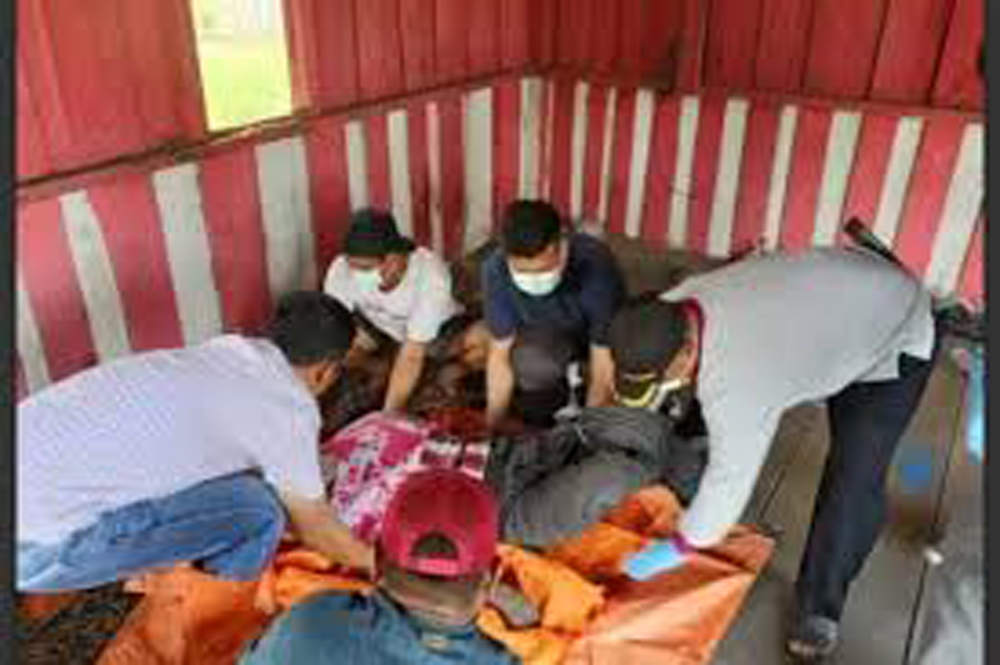 Heboh! Ada Mayat Membusuk di Pos Ronda, Diduga ODGJ, Identitasnya Tak Diketahui