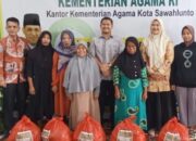 100 Paket Berkah dan Sertifikat Tanah Wakaf Diserahkan