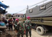 Tim Satgas Gulbencal TNI AL Kodaeral II, Buka Akses Jalan Raya Maninjau-Bukittinggi yang Tertimbun