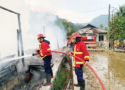 Api Ludeskan Rumah, Warung dan Mobil, Kerugian Rp500 Juta, Pemilik Alami Luka Bakar