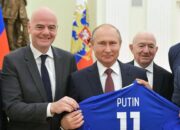 Gianni Infantino Dorong Rusia Kembali ke Kompetisi Internasional