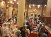 Tarawih Perdana Ramadhan 1447 H, Bupati Pasbar Ajak Masyarakat Perkuat Ibadah dan Kebersamaan