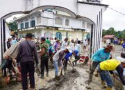 Bupati Eka Putra Berikan Bantuan Pembangunan Halaman Masjid Nurul Falah