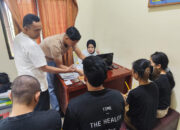 Dua Pasutri Terciduk Pesta Sabu, Satu Pelaku Sempat Kabur tanpa Pakaian, Ditangkap Warga karena Diduga Maling 