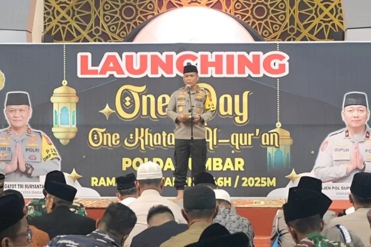 Bentuk Personel yang Berakhlak Mulia dan Beriman Kuat, Kapolda Sumbar Luncurkan Program Inovatif One Day One Khatam Alquran