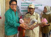 Sinergi antara LAZ MKU, BMT, Uzma Care, Salurkan Bantuan 100 Paket Karomah Ramadan untuk Korban Banjir Agam