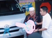 Untuk SMPN 1 Kota Solok, Wako Hadiri Penyerahan Hibah Mobil Operasional dari Anggota DPR RI