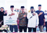 Baznas-Pemko Bukittinggi Salurkan Zakat Rp118,8 Juta untuk 175 Mustahik