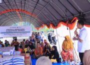 Paten Mekar Tani Untuk Huntara, Wakil Bupati Padangpariaman Terima Bantuan