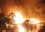 2 Rumah dan 3 Ruko Dilalap si Jago Merah, Hanguskan Motor dan Mobil